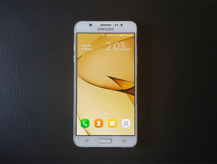 Samsung Galaxy J7 2016 thumbnail