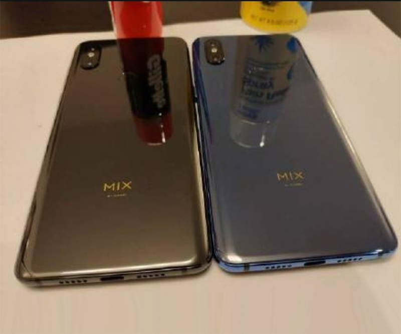 Xiaomi Mi Mix 3 thumbnail